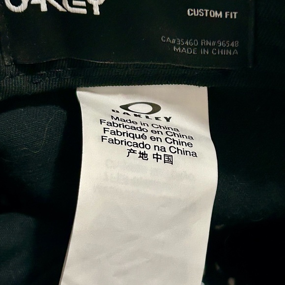 NWT Oakley Adjustable Strap Hat Cap - Picture 8 of 10